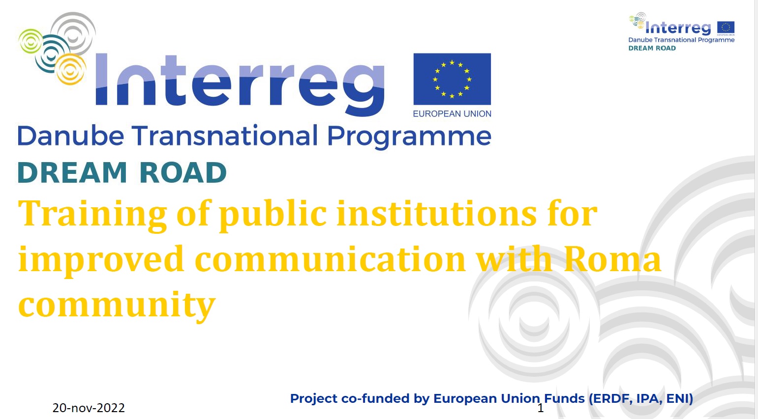 Training of public institutions for improved communication with Roma community